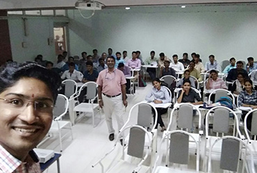 Communication lab session for Campus to Corporate transition